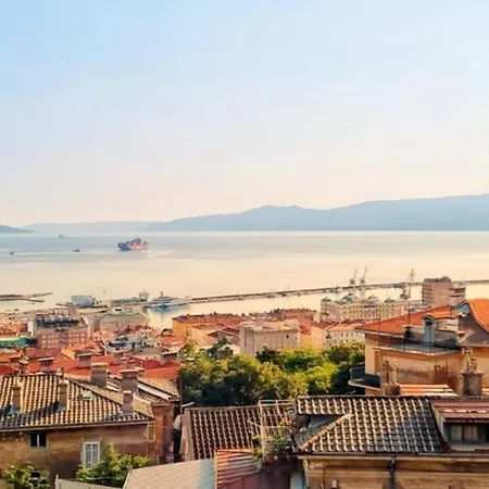 Lori - Beautiful View *