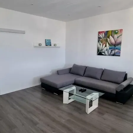 Lori - Beautiful View Apartament *