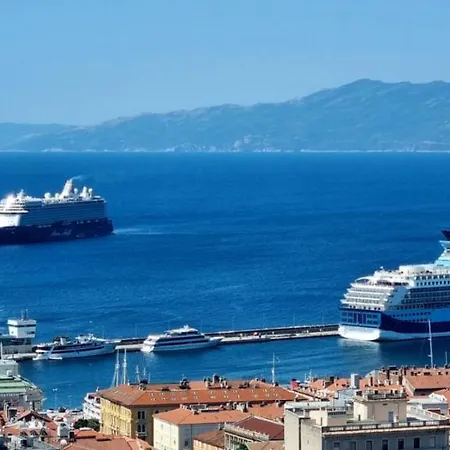 Lori - Beautiful View Apartament Rijeka